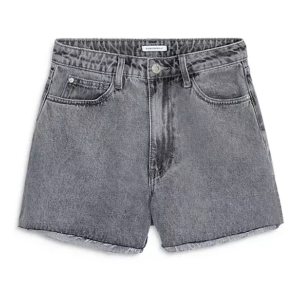 WeWoreWhat Pants - NWT WeWoreWhat The Boyfriend Denim Shorts in Washed Gray